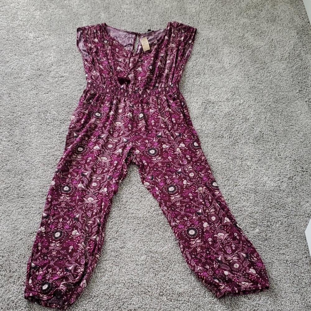 AE Maroon Floral Jumpsuit/Romper